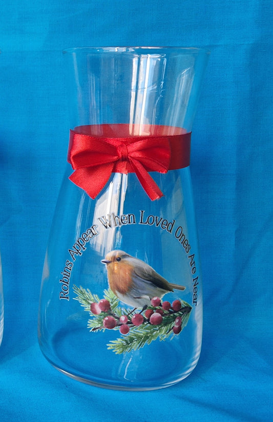 Robins appear when loved ones are near vase